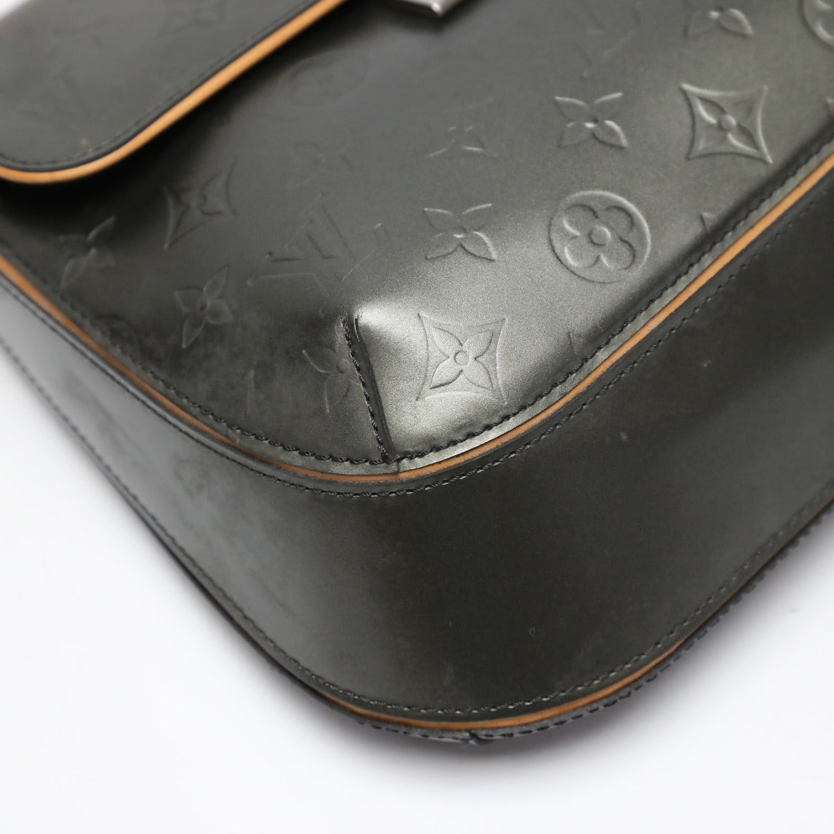 ルイヴィトン LOUIS VUITTON ショルダーバッグ
マット モノグラムマット ウェブスターストリート M55152 ノワール LV
【SS】
【中古】