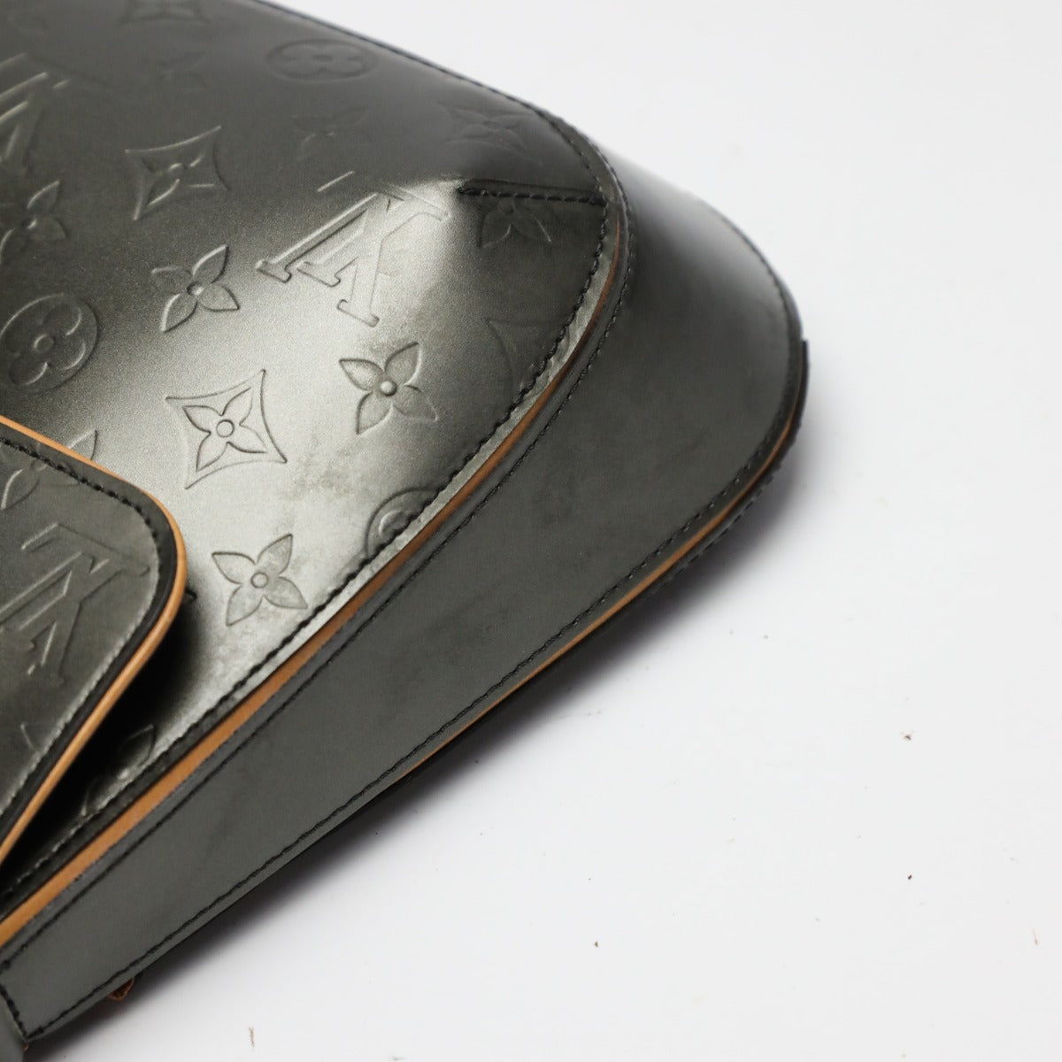ルイヴィトン LOUIS VUITTON ショルダーバッグ
マット モノグラムマット ウェブスターストリート M55152 ノワール LV
【SS】
【中古】