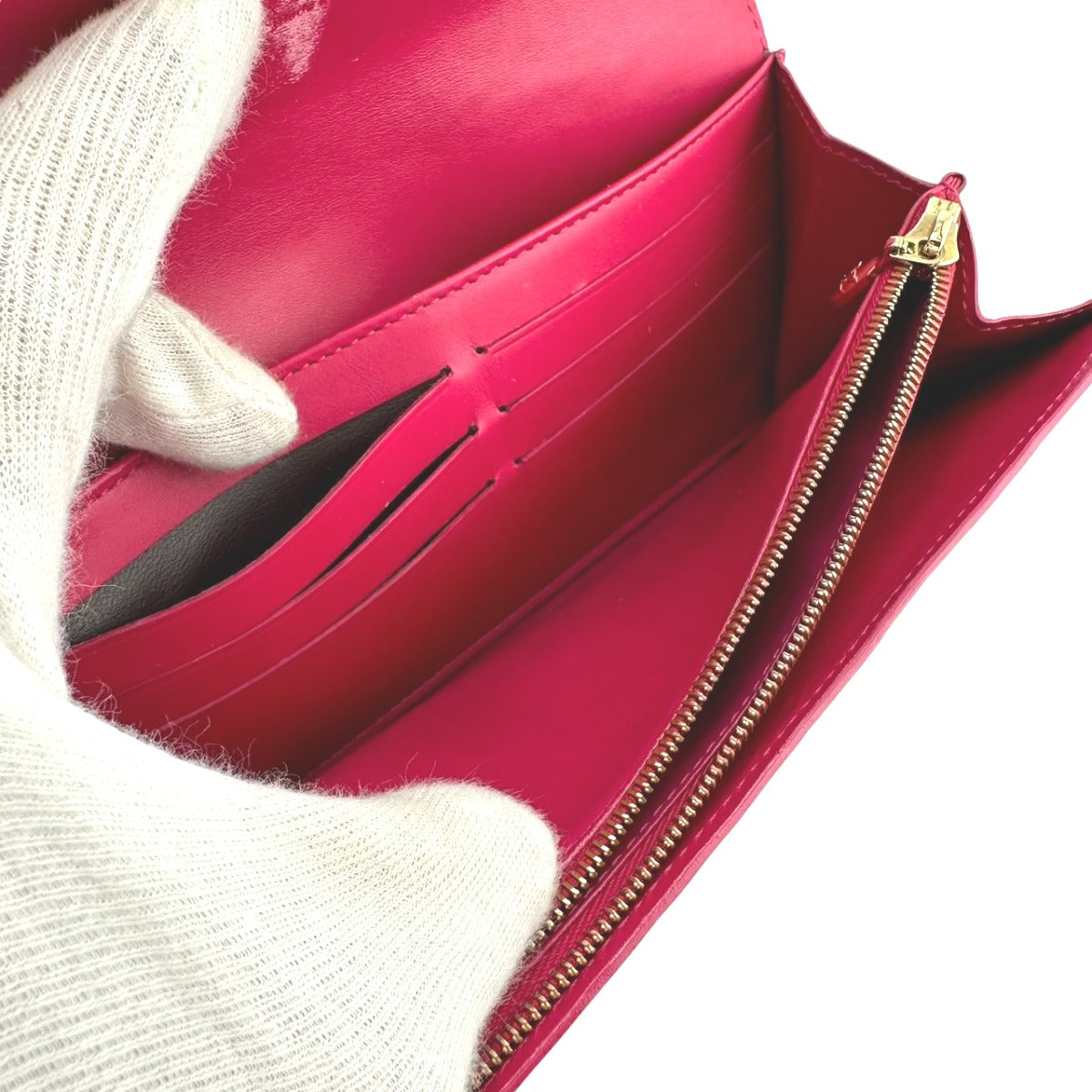 ルイヴィトン LOUIS VUITTON 長財布
長財布 モノグラムヴェルニ ポルトフォイユ・サラ エナメル M90022 ローズアンディアンピンク LV
【SS】
【中古】