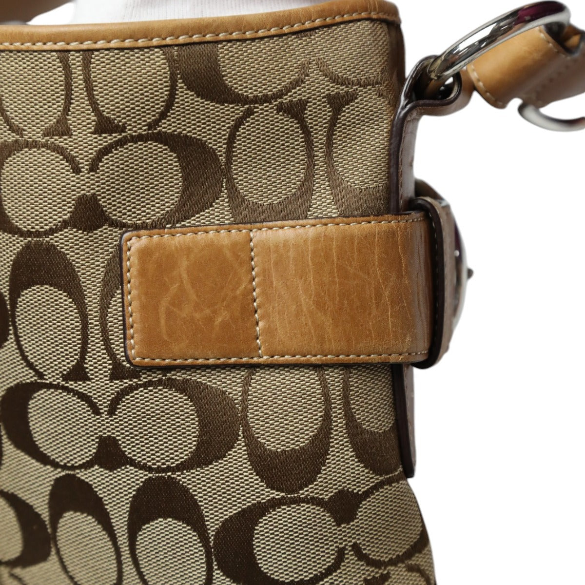 コーチ COACH ショルダーバッグ
斜めがけ キャンバス×レザー シグネチャー レザー 3574 キャメル 【SS】
【中古】