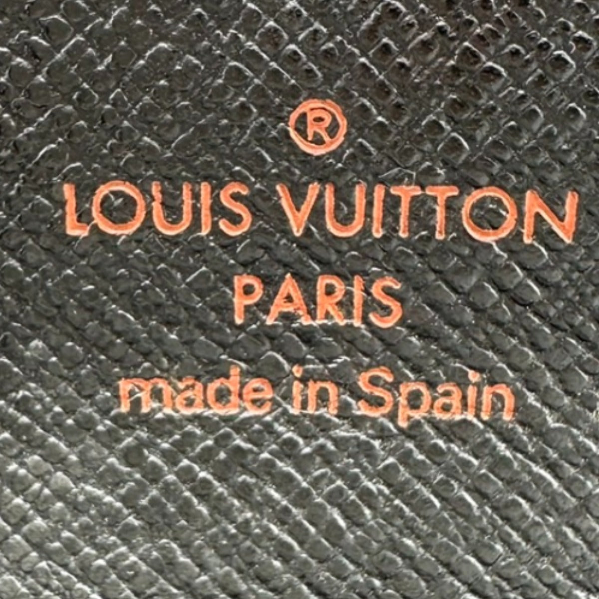 ルイヴィトン LOUIS VUITTON キーケース
キーケース エピ ミュルティクレ6 エピレザー M63812 ノワール LV
【SS】
【中古】