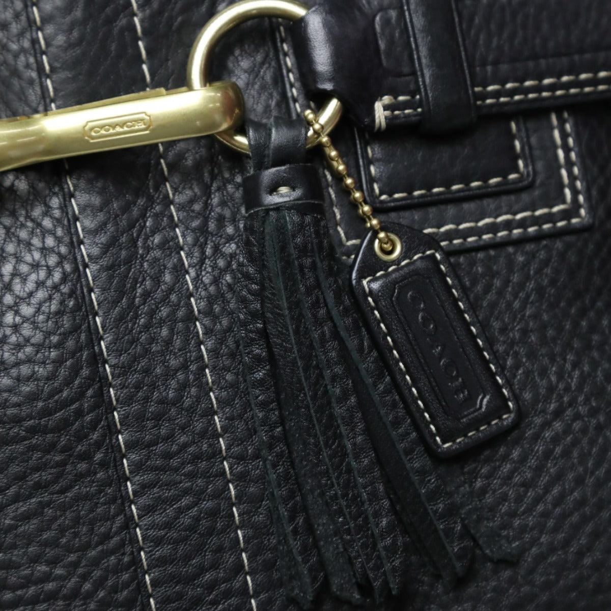 コーチ COACH ハンドバッグ
トートバッグ キャリーオール ハンプトンズ ラージ レザー 10214 ブラック 【SS】
【中古】