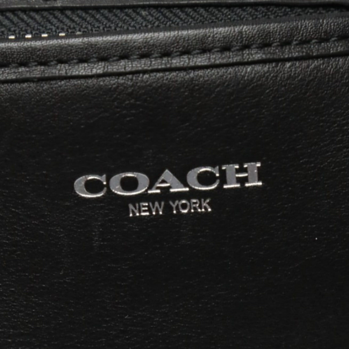コーチ COACH ショルダーバッグ
斜めがけ 2WAY レガシー カフー レザー 19889 【SS】
【中古】