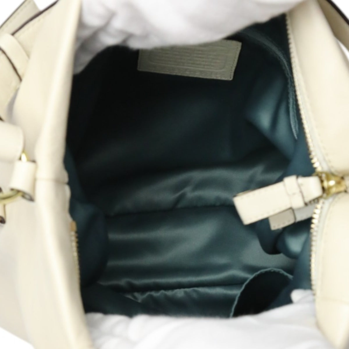 コーチ COACH ショルダーバッグ
2WAYバッグ カフー 斜めがけ レザー 21762 アイボリー 【SS】
【中古】