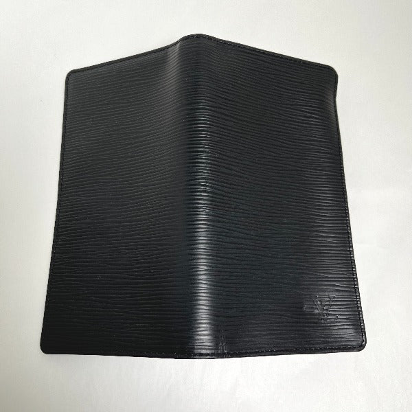 ルイヴィトン LOUIS VUITTON 長財布
2つ折長財布 エピ ポルトカルトクレディ エピレザー M63212 ノワール LV
【SS】
【中古】