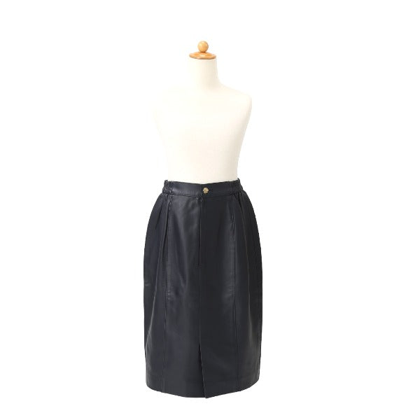 スカート
スカートスーツ ツーピースラムスキン 羊革 【SS】
【中古】