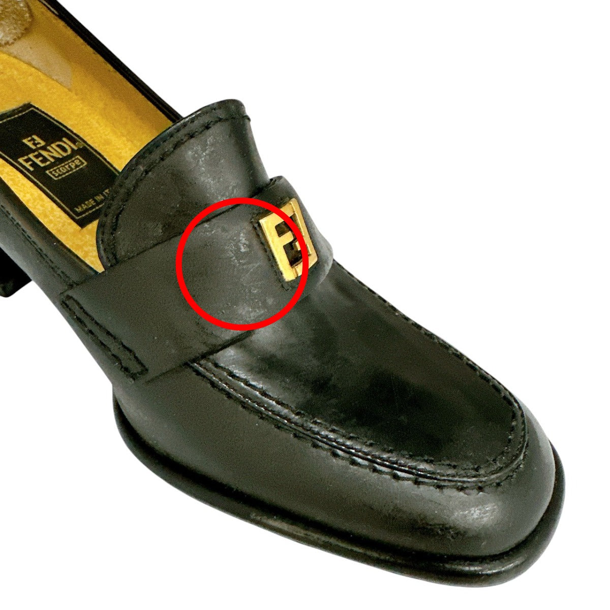 フェンディ FENDI パンプス
パンプス 35 1/2 サイズ カーフ ブラック 【SS】
【中古】