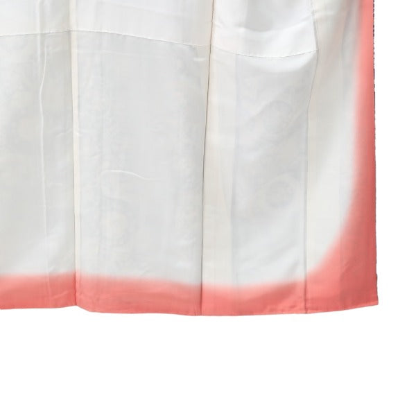 訪問着・付下
着物 和服 花 鹿 長着 一越 正絹 シルク 紺 【H】
【中古】