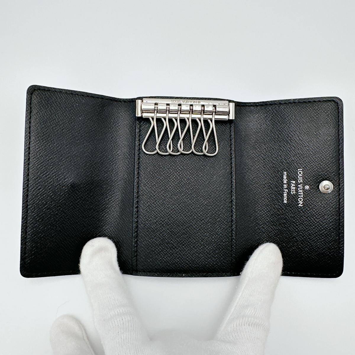 ルイヴィトン LOUIS VUITTON キーケース
6本用キーケース ダミエグラフィット ミュルティクレ6 ダミエグラフィットキャンバス N62662 ブラック LV
【SS】
【中古】