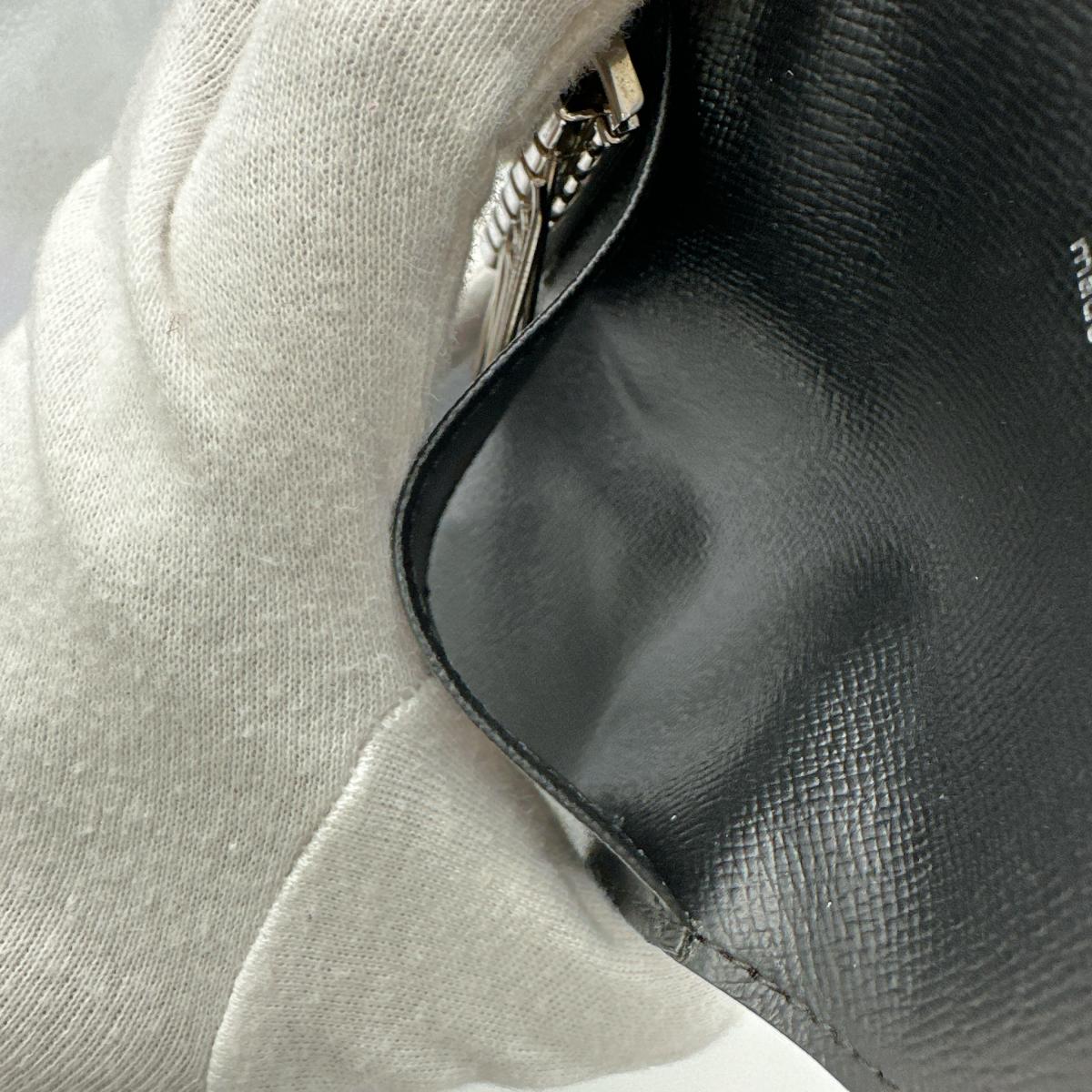 ルイヴィトン LOUIS VUITTON キーケース
6本用キーケース ダミエグラフィット ミュルティクレ6 ダミエグラフィットキャンバス N62662 ブラック LV
【SS】
【中古】