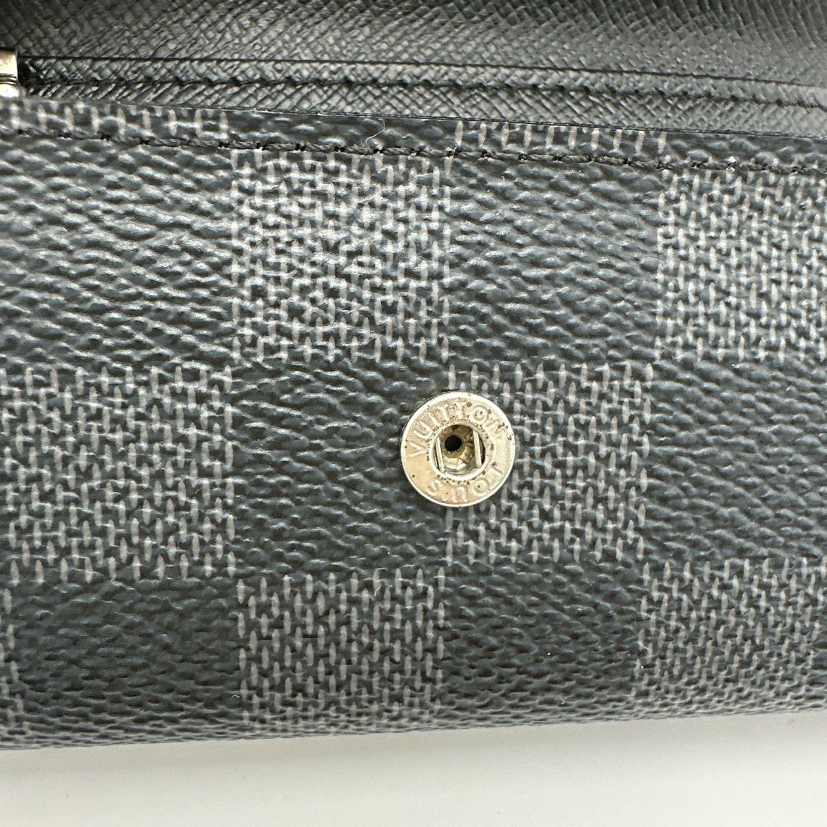 ルイヴィトン LOUIS VUITTON キーケース
6本用キーケース ダミエグラフィット ミュルティクレ6 ダミエグラフィットキャンバス N62662 ブラック LV
【SS】
【中古】