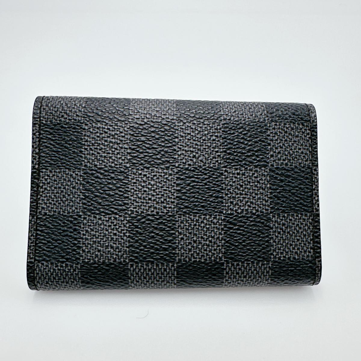 ルイヴィトン LOUIS VUITTON キーケース
6本用キーケース ダミエグラフィット ミュルティクレ6 ダミエグラフィットキャンバス N62662 ブラック LV
【SS】
【中古】