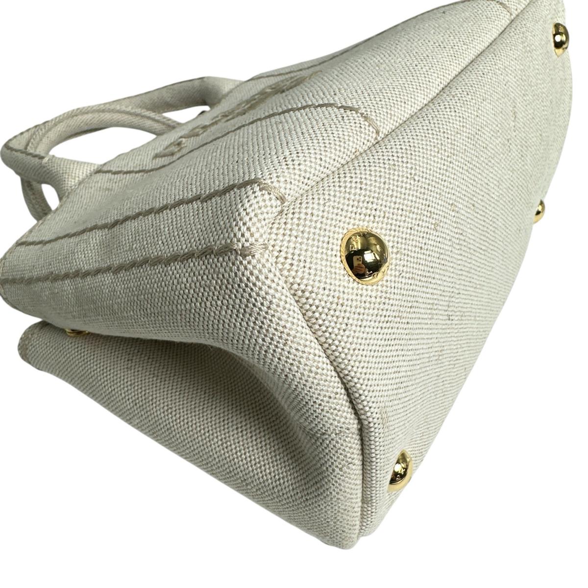 プラダ PRADA ハンドバッグ
2wayバッグ コットン 1BA038 ベージュ 【SS】
【中古】
