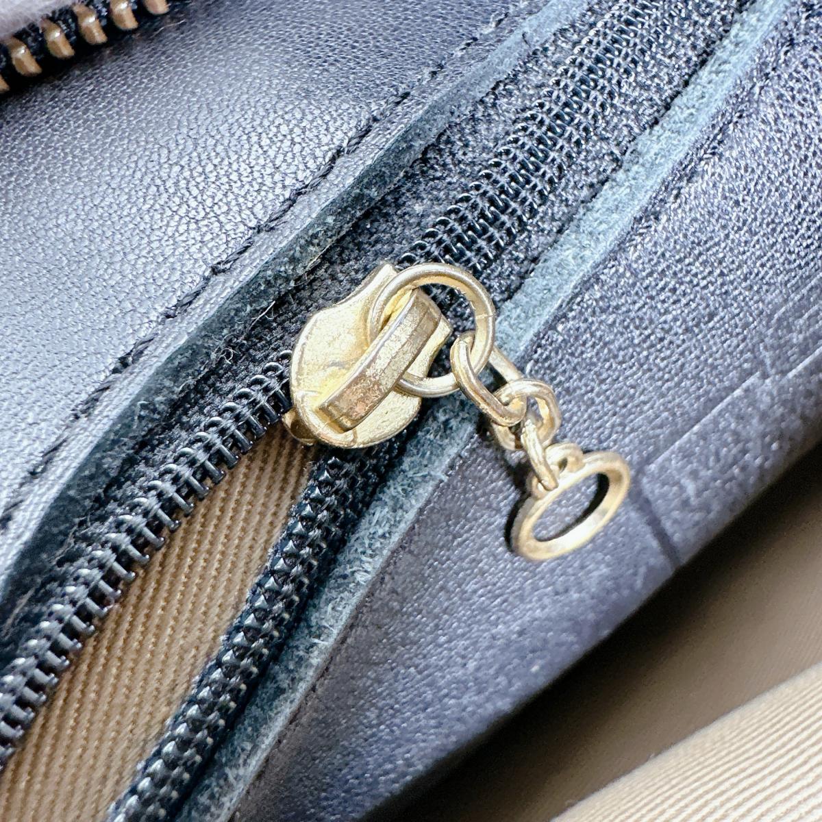 コーチ COACH ショルダーバッグ
ショルダーバッグ 斜めがけ レザー K0D-9204 ブラック 【SS】
【中古】