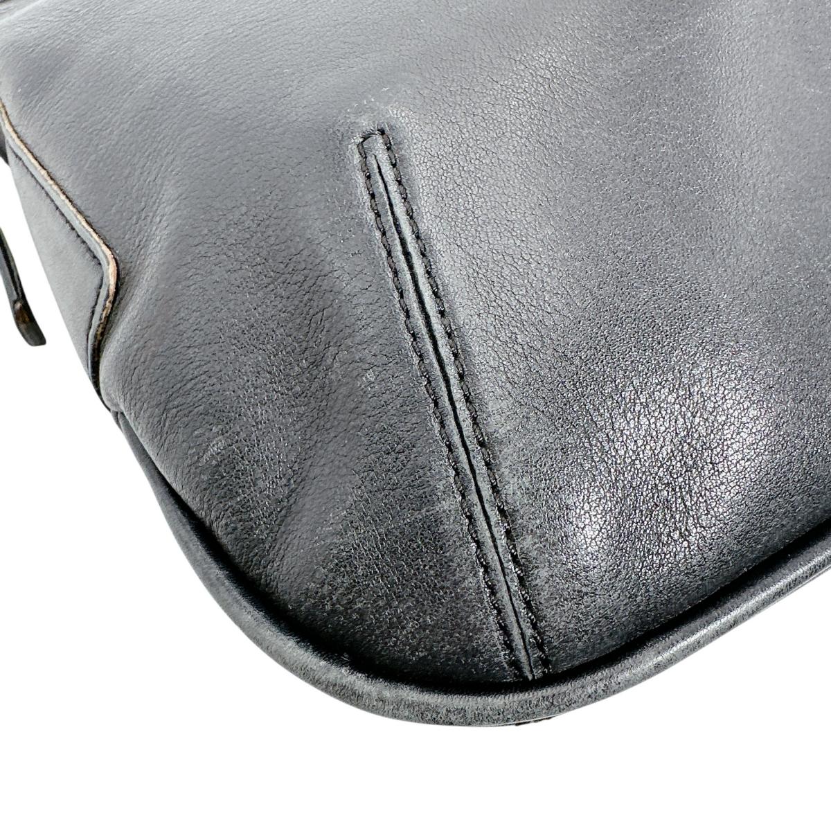 コーチ COACH ショルダーバッグ
ショルダーバッグ 斜めがけ レザー K0D-9204 ブラック 【SS】
【中古】