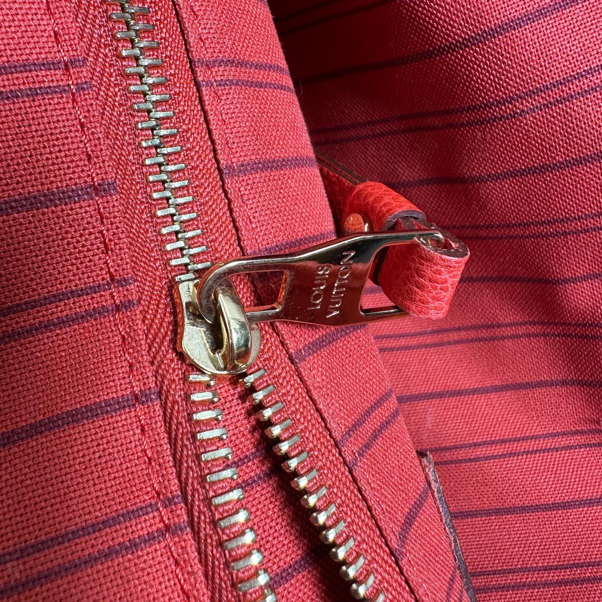 ルイヴィトン LOUIS VUITTON トートバッグ
トートバッグ モノグラム シタディンPM モノグラムアンプラント M40556 オリアン LV
【SS】
【中古】