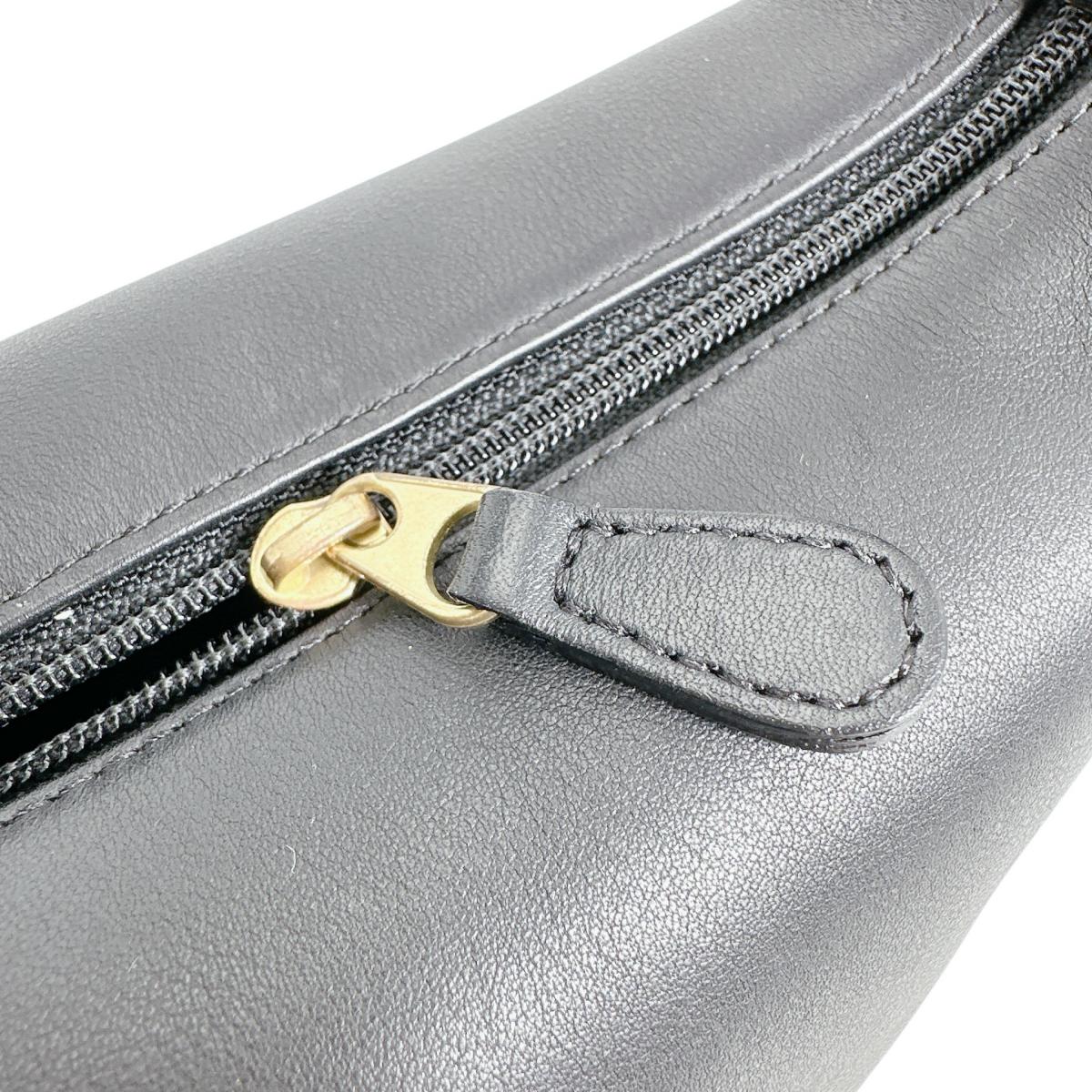 コーチ COACH ハンドバッグ
ハンドバッグ ミニバッグ レザー ブラック 【SS】
【中古】