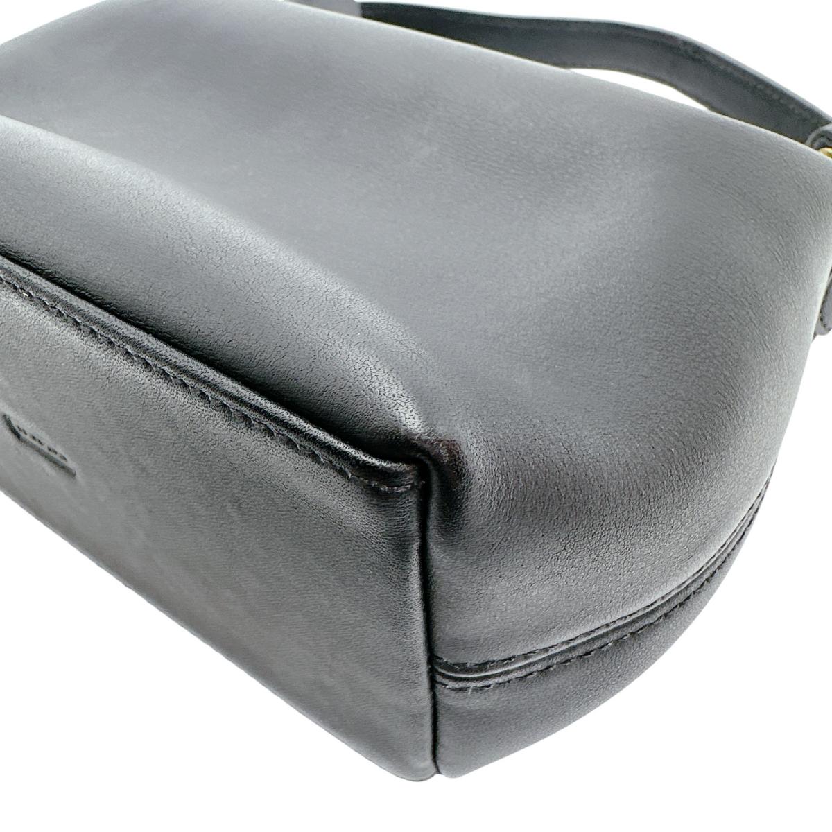コーチ COACH ハンドバッグ
ハンドバッグ ミニバッグ レザー ブラック 【SS】
【中古】