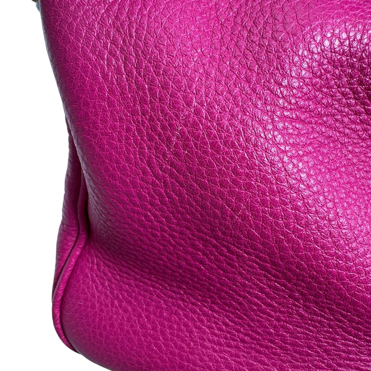 グッチ GUCCI ハンドバッグ
トートバッグ 2WAYバッグ バンブー レザー 323660 ピンク 【SS】
【中古】