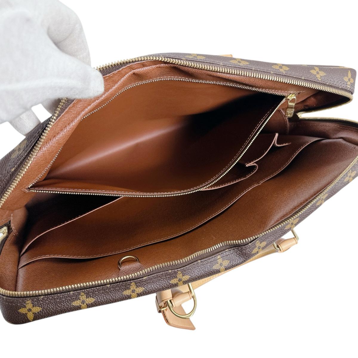 ルイヴィトン LOUIS VUITTON ビジネスバッグ
ビジネスバッグ モノグラム ポルトドキュマン・ヴォワヤージュ モノグラムキャンバス M53361 ブラウン LV
【SS】
【中古】
