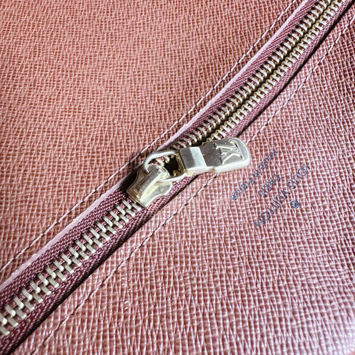 ルイヴィトン LOUIS VUITTON ビジネスバッグ
ビジネスバッグ モノグラム ポルトドキュマン・ヴォワヤージュ モノグラムキャンバス M53361 ブラウン LV
【SS】
【中古】