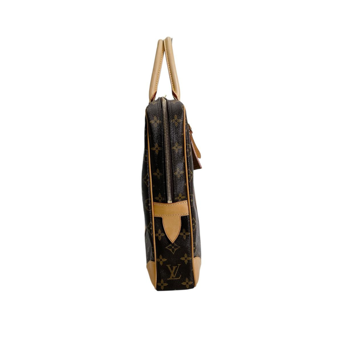 ルイヴィトン LOUIS VUITTON ビジネスバッグ
ビジネスバッグ モノグラム ポルトドキュマン・ヴォワヤージュ モノグラムキャンバス M53361 ブラウン LV
【SS】
【中古】