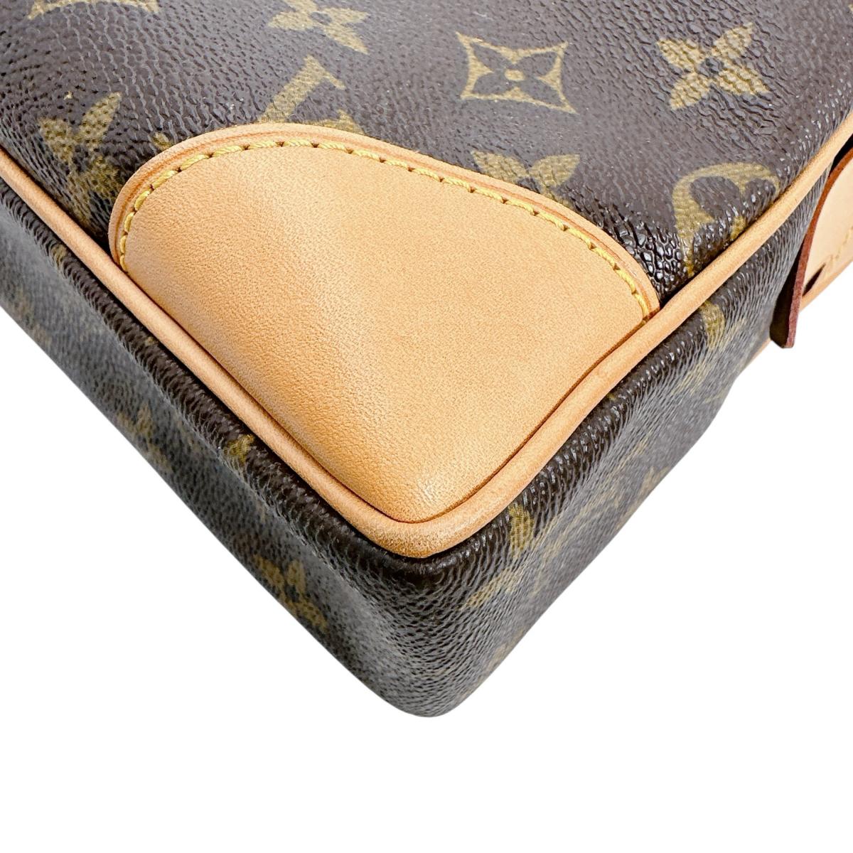 ルイヴィトン LOUIS VUITTON ビジネスバッグ
ビジネスバッグ モノグラム ポルトドキュマン・ヴォワヤージュ モノグラムキャンバス M53361 ブラウン LV
【SS】
【中古】