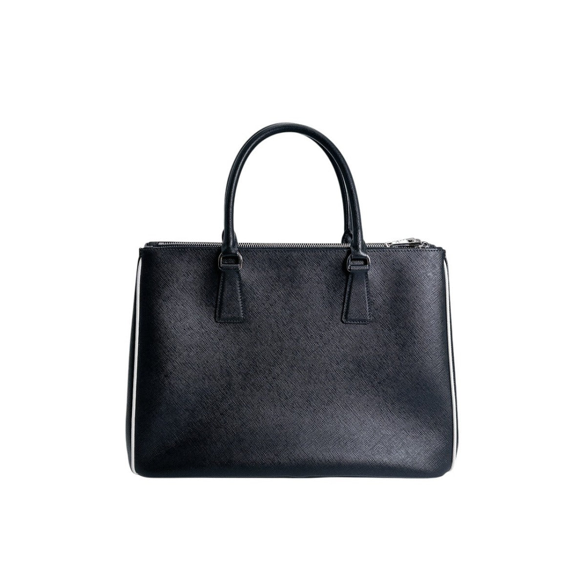 プラダ PRADA トートバッグ
2WAYバッグ サフィアーノ レザー 1BA274 ブラック 【SS】
【中古】