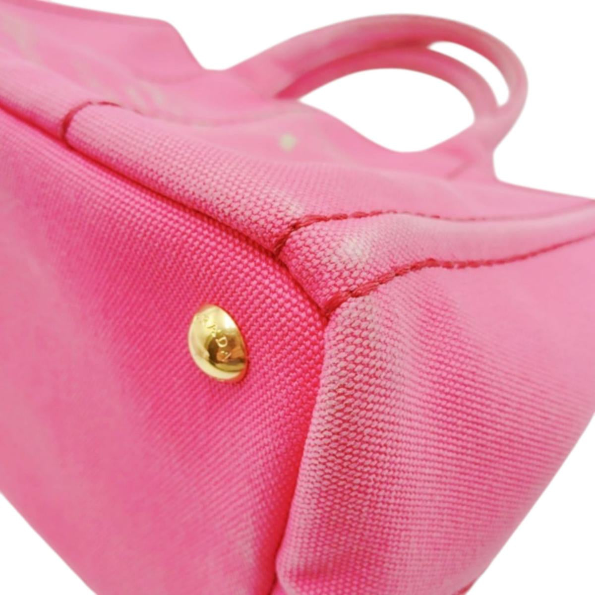 プラダ PRADA トートバッグ
ハンドバック カナパ カナパミニトート キャンバス 1BG439 ピンク 【SS】
【中古】
