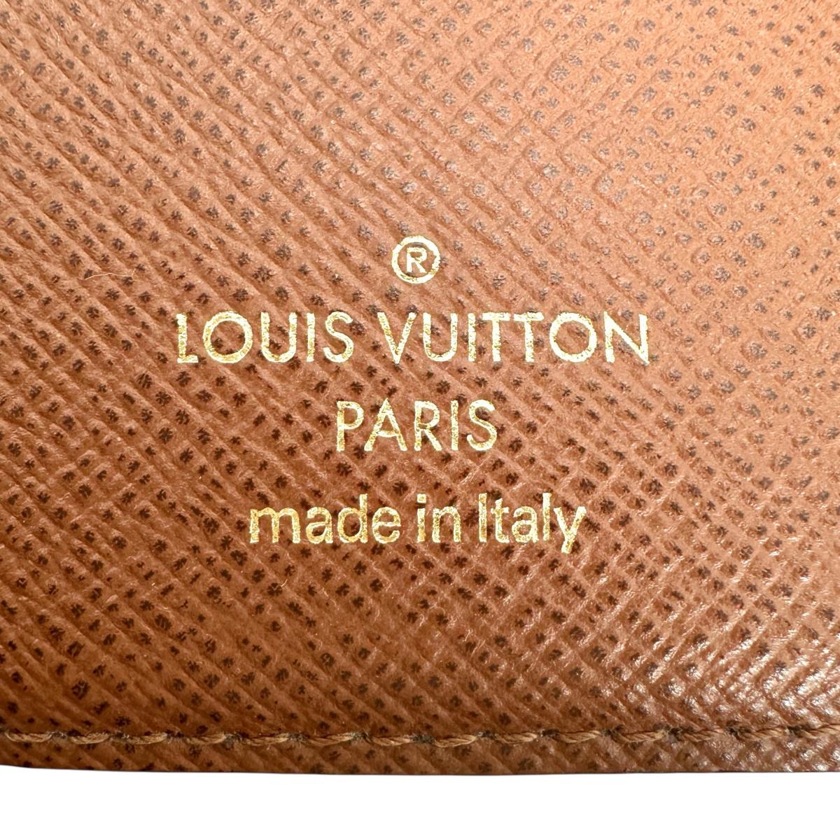 ルイヴィトン LOUIS VUITTON 三つ折り財布
三つ折り財布 モノグラム ポルトフォイユ・ヴィクトリーヌ モノグラムキャンバス M62472 ブラウン LV
【SS】
【中古】