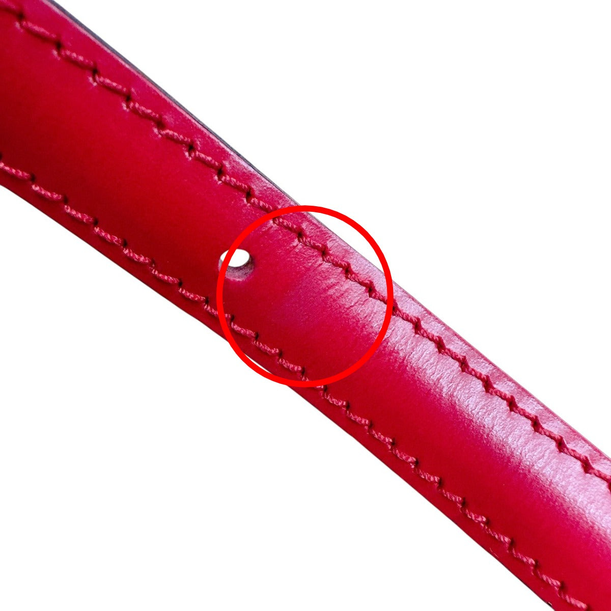 ルイヴィトン LOUIS VUITTON ショルダーストラップ
肩掛けストラップ 可変式 エピ用バッグアクセサリー カーフ レッド LV
【SS】
【中古】