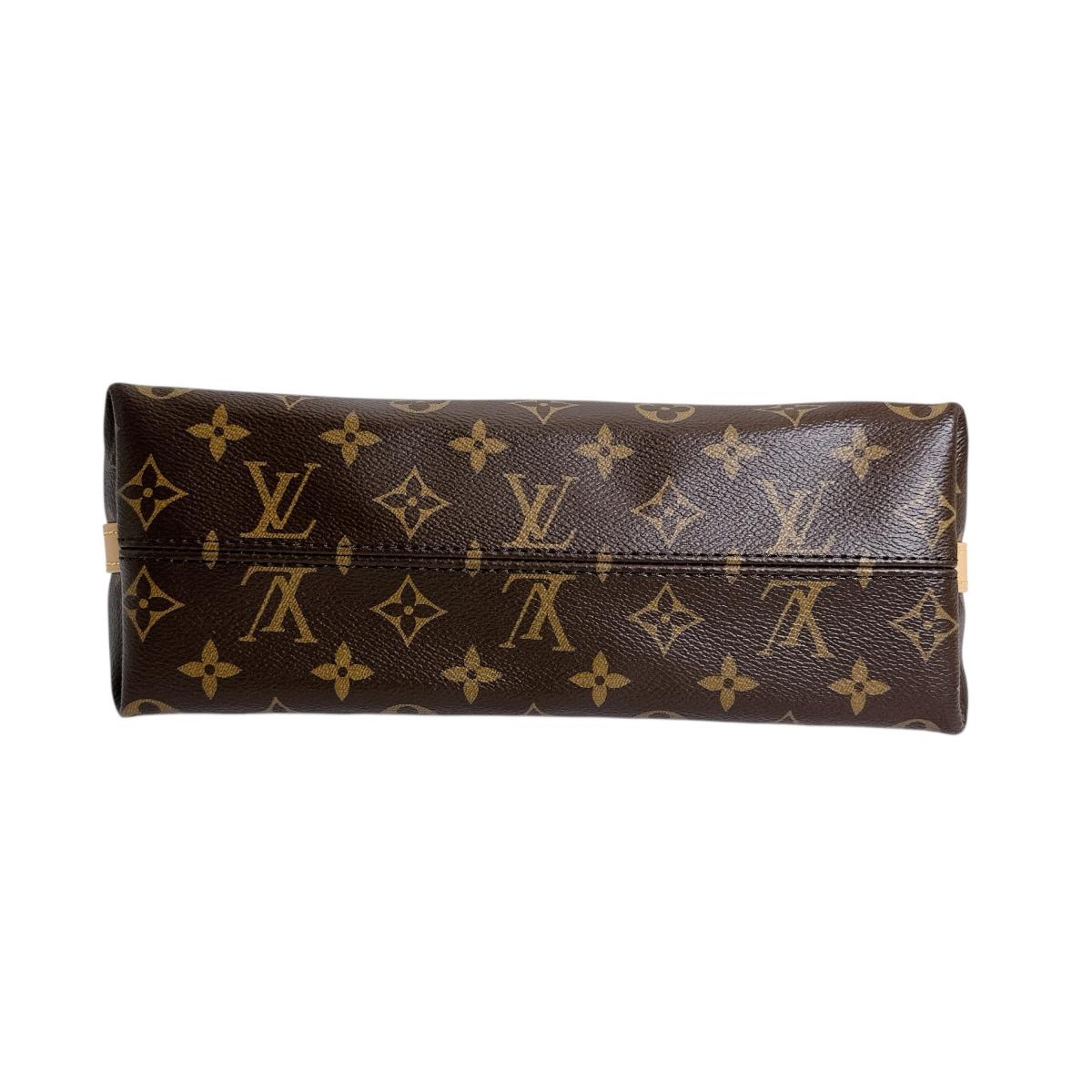 ルイヴィトン LOUIS VUITTON ショルダーバッグ
ショルダーバッグ モノグラム キャリーオールBB モノグラムキャンバス M13014 ブラウン LV
【中古】