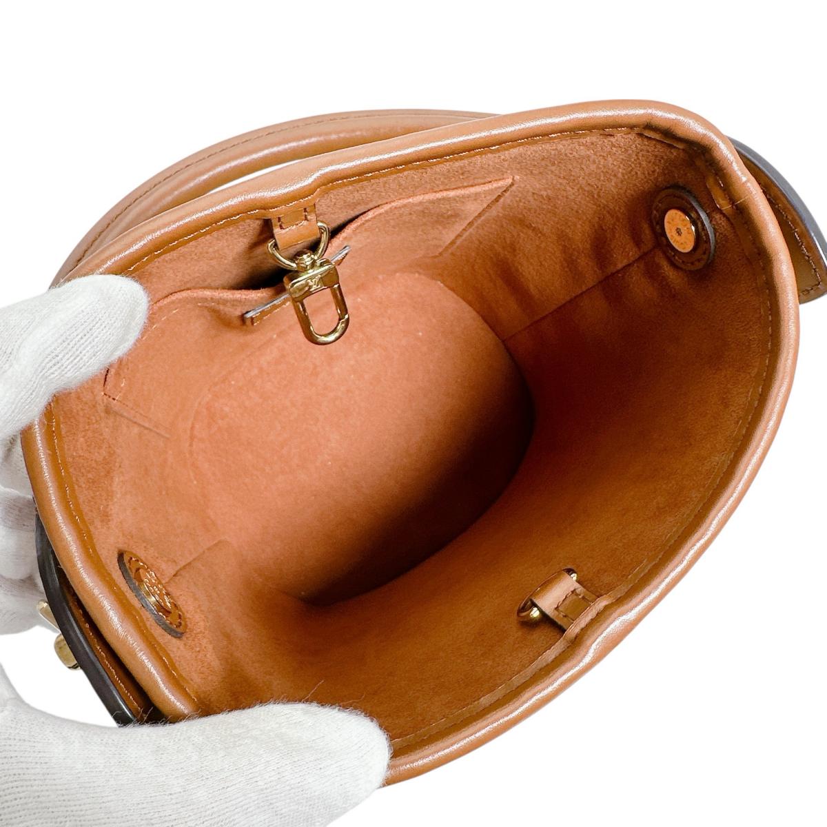 ルイヴィトン LOUIS VUITTON ハンドバッグ
 ハンドバッグ プティ・バケット レザー M59962 ブラウン LV
 【SS】
 【中古】
