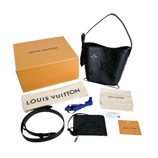 ルイヴィトン LOUIS VUITTON トートバッグ
 2wayバッグ アンプラント オール・インBB モノグラムアンプラント M13480 ブラック LV
 【SS】
 【中古】