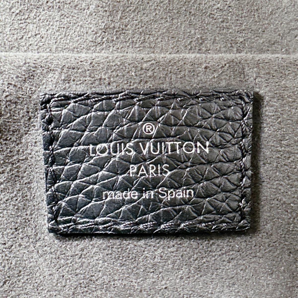 ルイヴィトン LOUIS VUITTON ハンドバッグ
ハンドバッグ ノワール アルマンド・ブリーフケースMM レザー M54381 ブラック LV
【SS】
【中古】