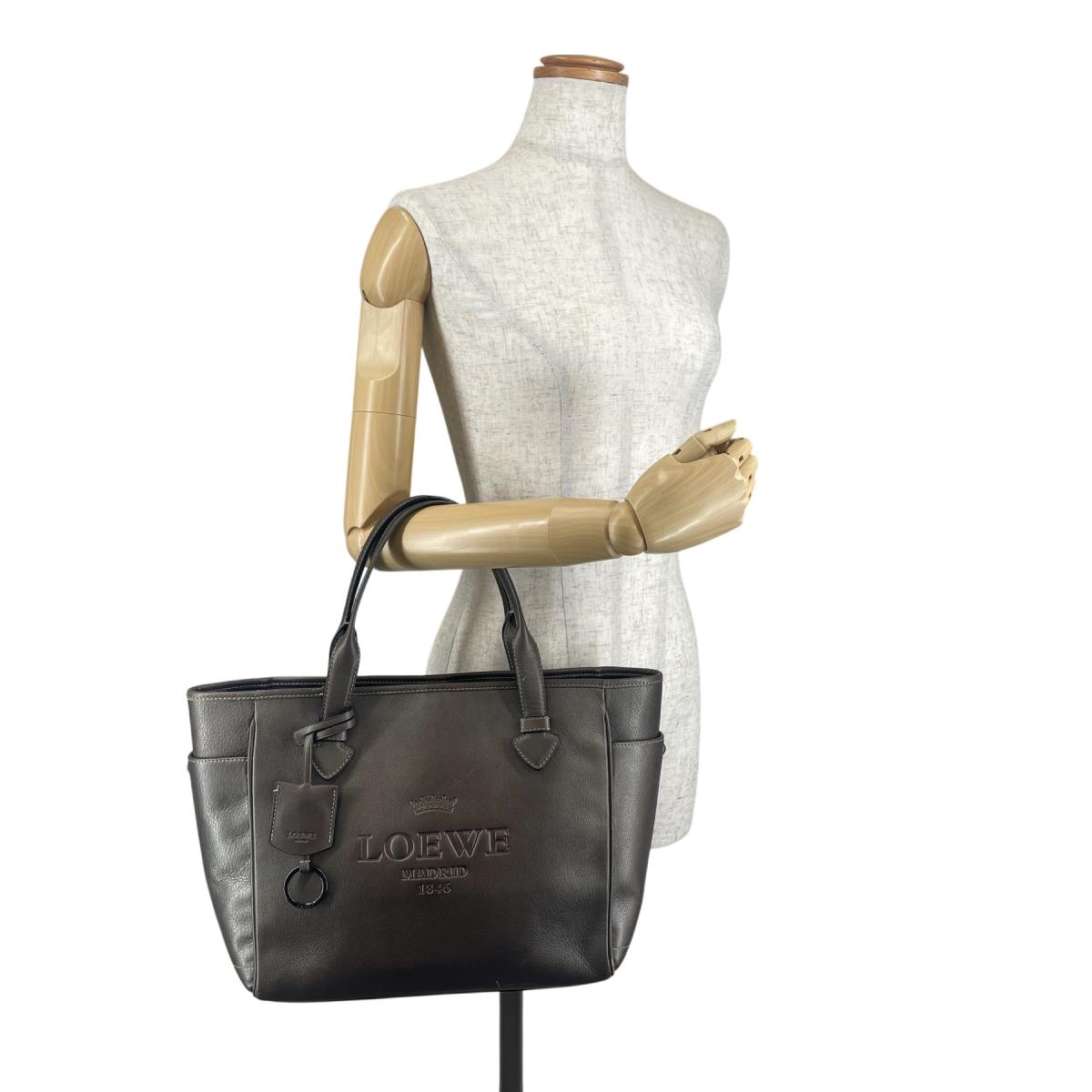 ロエベ LOEWE トートバッグ
ヘリテージバッグ カーフスキン マドリード レザー ベージュ 【SS】
【中古】