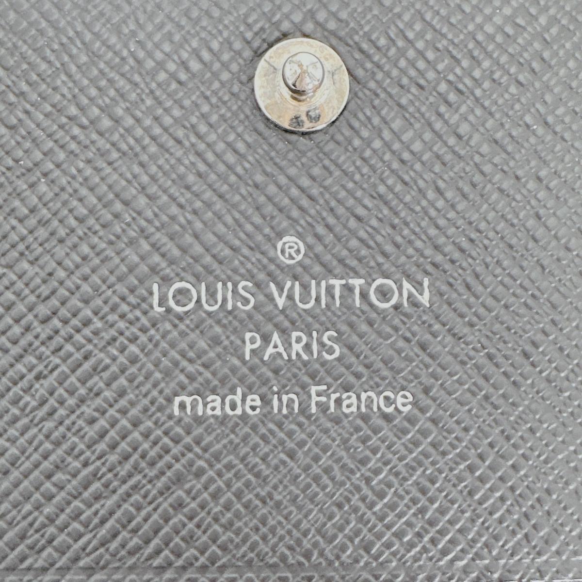 ルイヴィトン LOUIS VUITTON カードケース
名刺入れ エピ アンヴェロップ カルト・ドゥ ヴィジット エピレザー M62292 ブラック LV
【SS】
【中古】