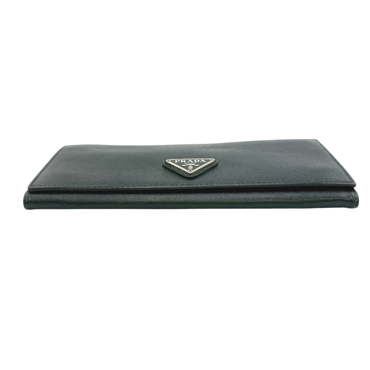 プラダ PRADA 長財布
二つ折り長財布 トライアングル サフィアーノ レザー 1M1132 ブラック 【SS】
【中古】