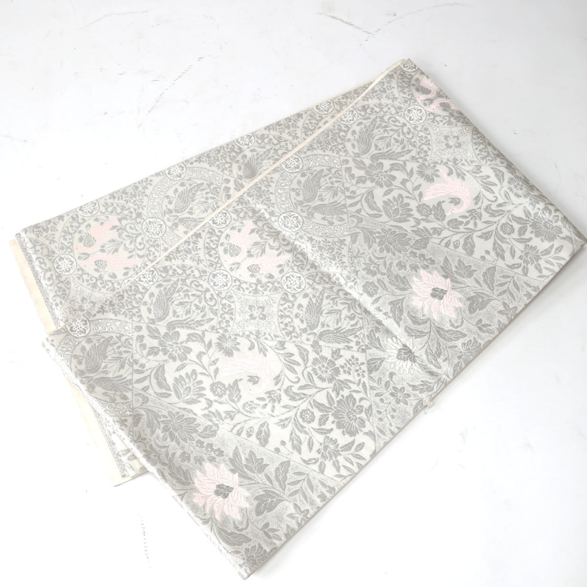袋帯
正絹 縫い袋 六通柄 鳥柄 銀糸 ピンク 【SS】
【中古】
