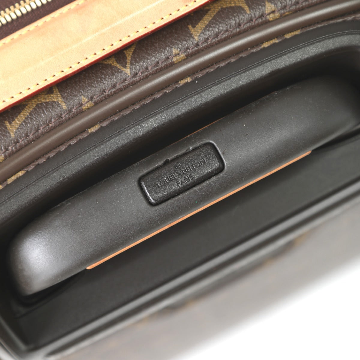 ルイヴィトン LOUIS VUITTON キャリーバッグ
キャスター付き旅行かばん モノグラム ゼフィール55 モノグラムキャンバス M23030 ブラウン LV
【SS】
【中古】