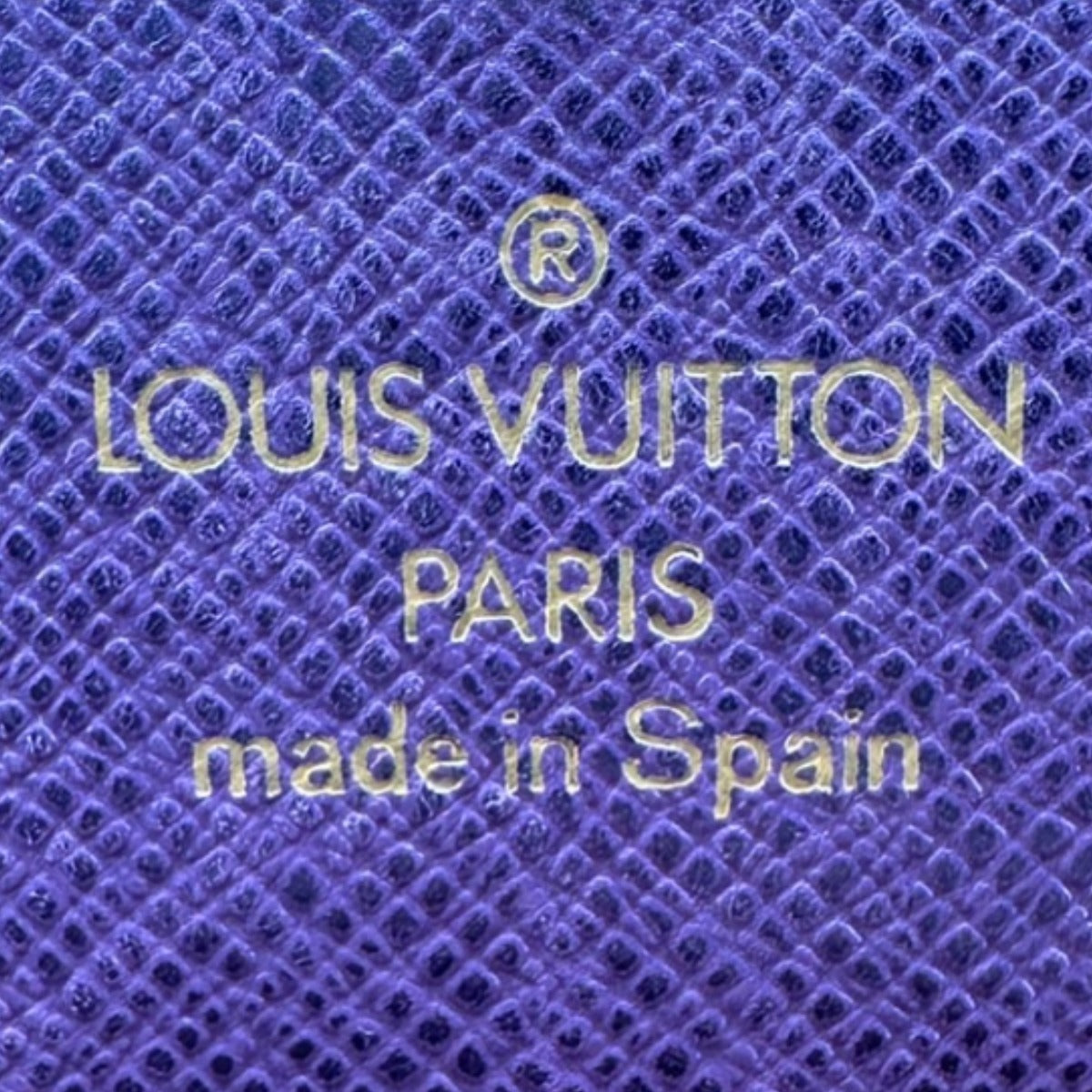 ルイヴィトン LOUIS VUITTON 長財布
3つ折り長財布 エピ ポルトモネクレディ エピレザー M63579 イエロー LV
【SS】
【中古】