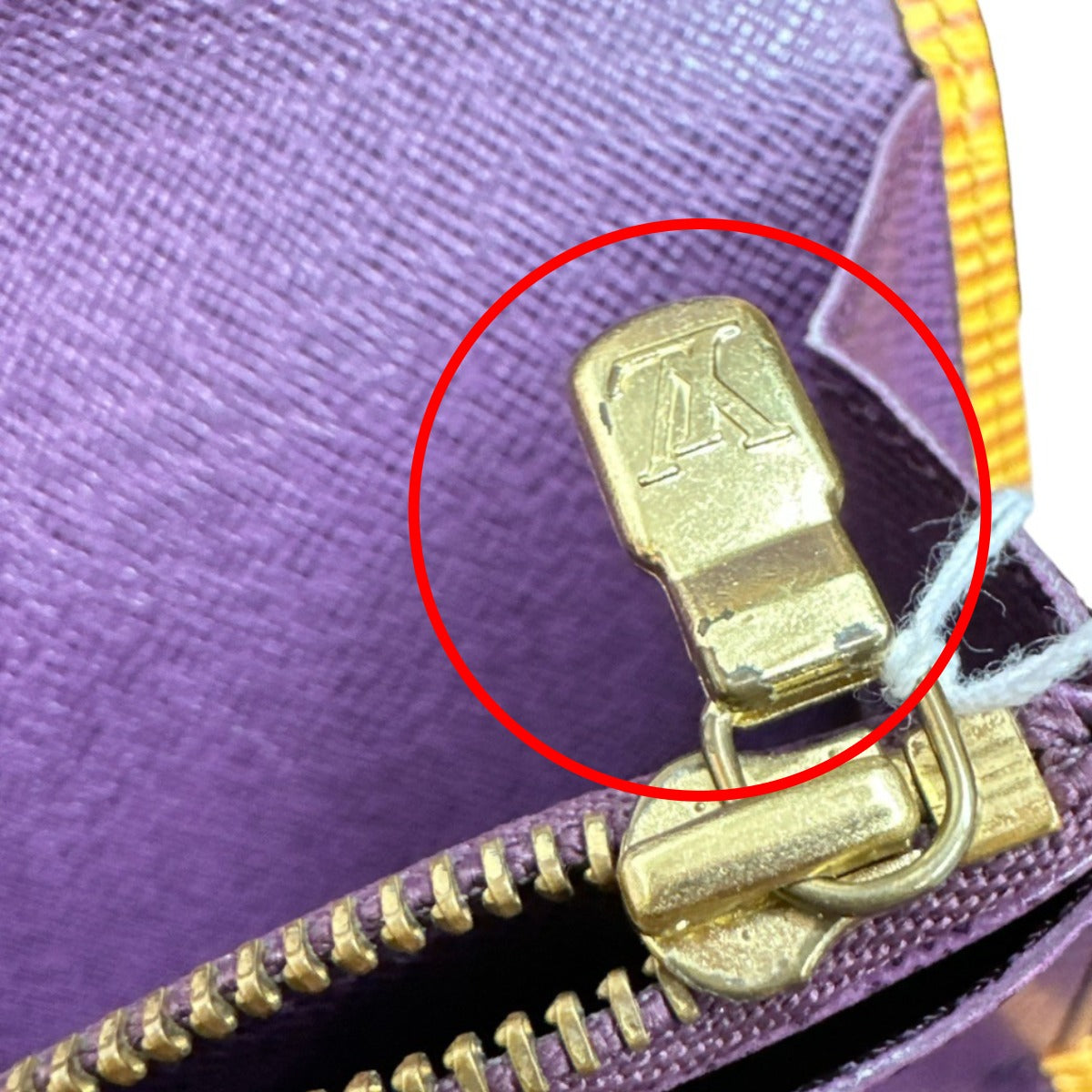 ルイヴィトン LOUIS VUITTON 長財布
3つ折り長財布 エピ ポルトモネクレディ エピレザー M63579 イエロー LV
【SS】
【中古】