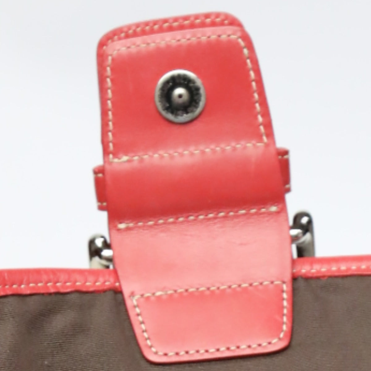 コーチ COACH ショルダーバッグ
ショルダーバッグ シグネチャー 斜め掛け キャンバス 6377 レッド×ブラウン 【SS】
【中古】