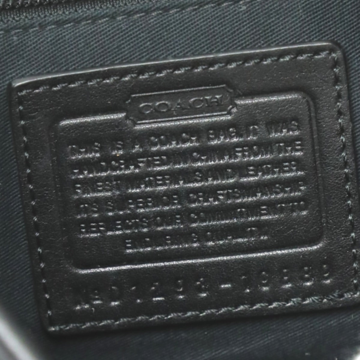コーチ COACH ショルダーバッグ
2WAYバッグ カフー 斜めがけ レザー 19889 ブラック 【SS】
【中古】