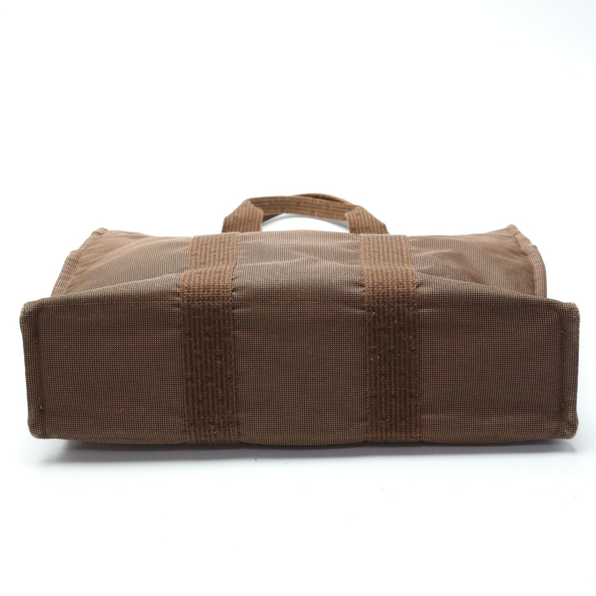 エルメス HERMES トートバッグ
ハンドバッグ キャンバス エールラインMM キャンバス ブラウン 【SS】
【中古】