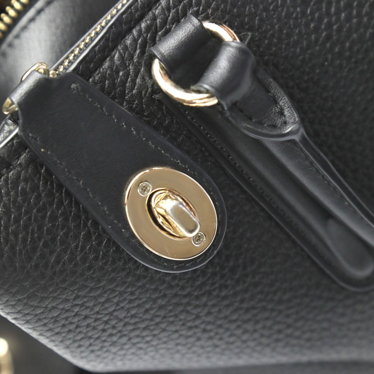 コーチ COACH ハンドバッグ
トートバック キャリオール34 ブルックリン レザー 57276 ブラック 【SS】
【中古】
