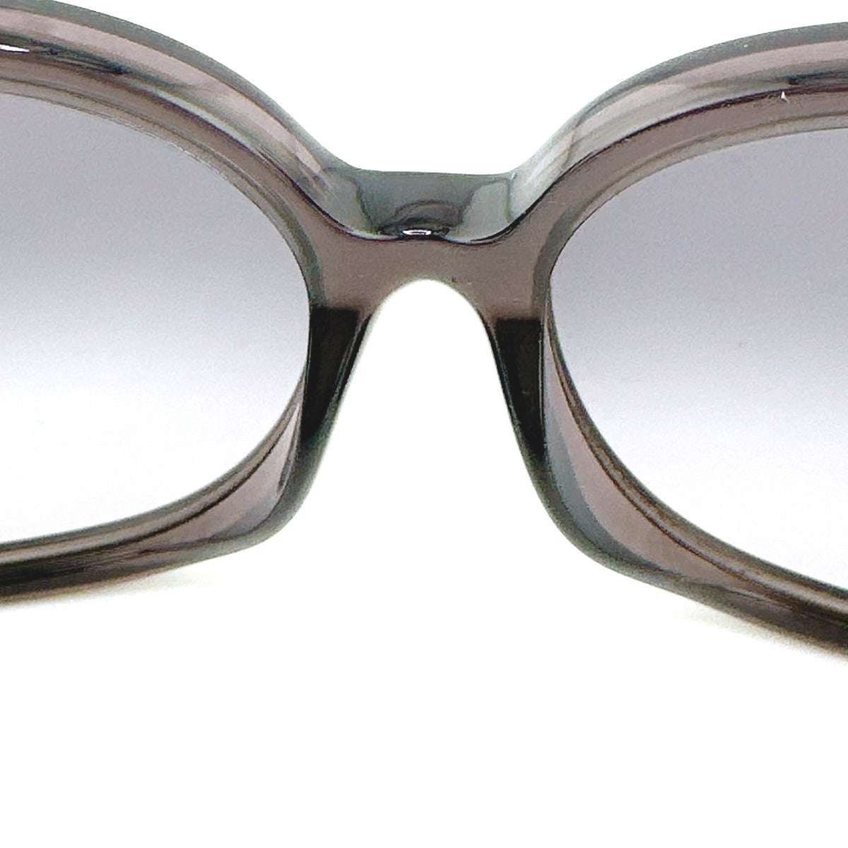 クロエ Chloe サングラス
サングラス バタフライ アジアンフィット プラスチック CE618SA パープル 【SS】
【中古】
