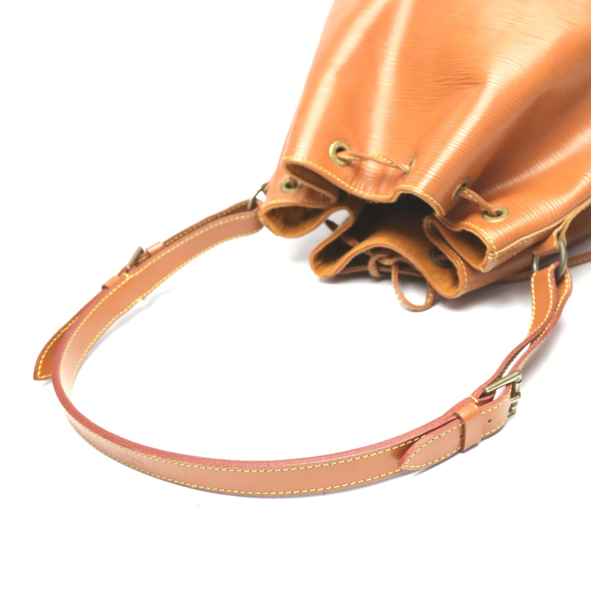 ルイヴィトン LOUIS VUITTON ショルダーバッグ
ショルダーバッグ エピ プチノエ エピレザー M44108 ジパングゴールド LV
【SS】
【中古】