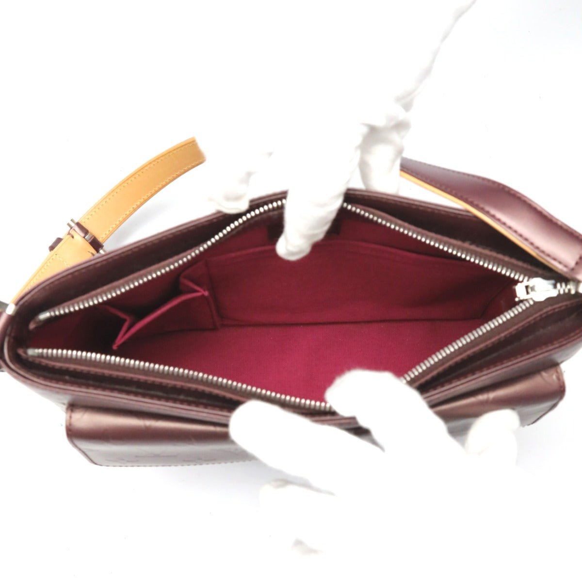 ルイヴィトン LOUIS VUITTON ショルダーバッグ
ショルダーバッグ モノグラム マット アルストン モノグラムマット M55126 ヴィオレ LV
【SS】
【中古】