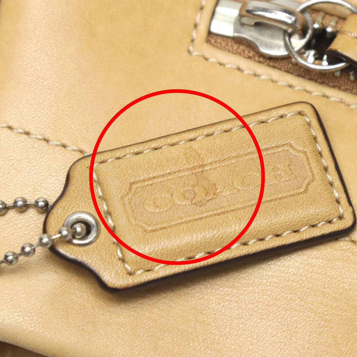コーチ COACH ショルダーバッグ
オールレザー 斜めかけ 肩掛け レザー F15064 ベージュ 【SS】
【中古】